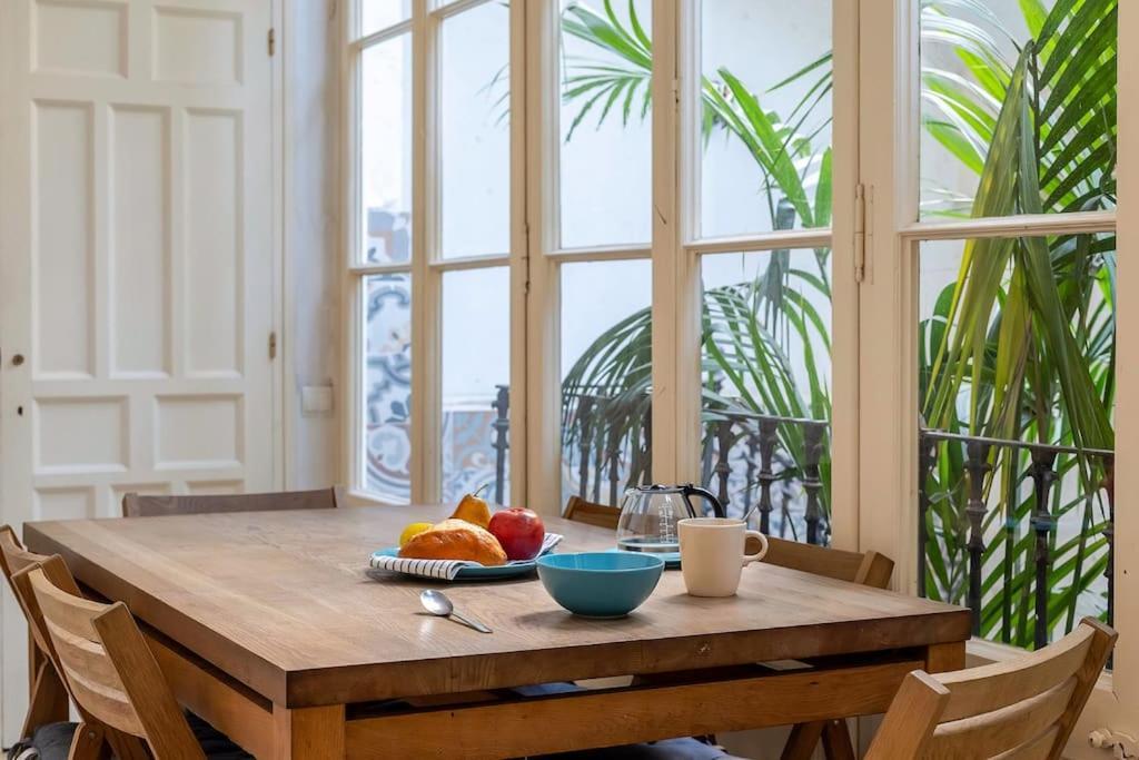 Canela Homes Patio Barcelone